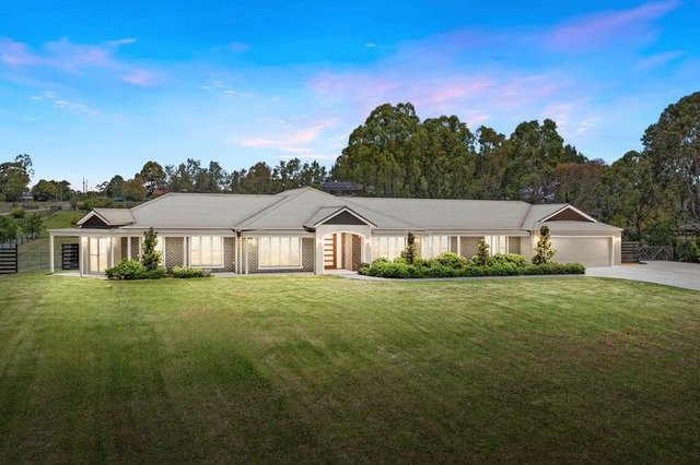 6 Sandstone Drive, NSW 2320