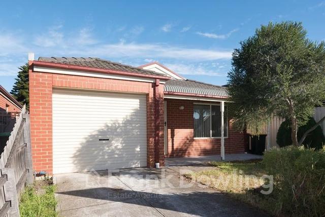 2/39 Saratoga Cres, VIC 3038