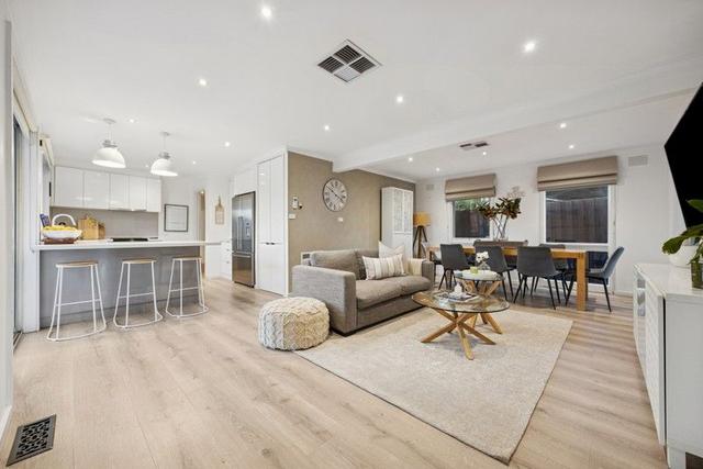 30 Kubis Crescent, VIC 3172