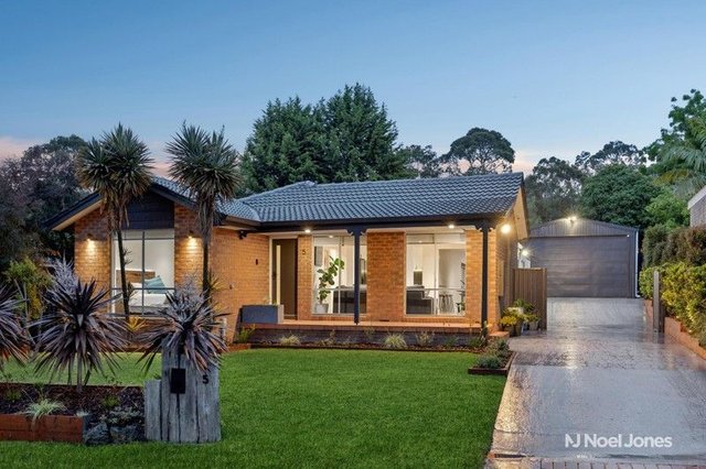 5 Azarow Circuit, VIC 3136