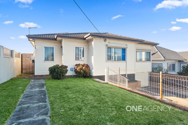 1 Lake Heights Road, NSW 2502