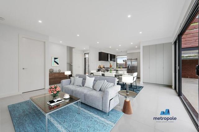 2/46 MacRina Street, VIC 3166