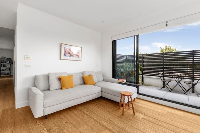 202/22 Findon Street, VIC 3122