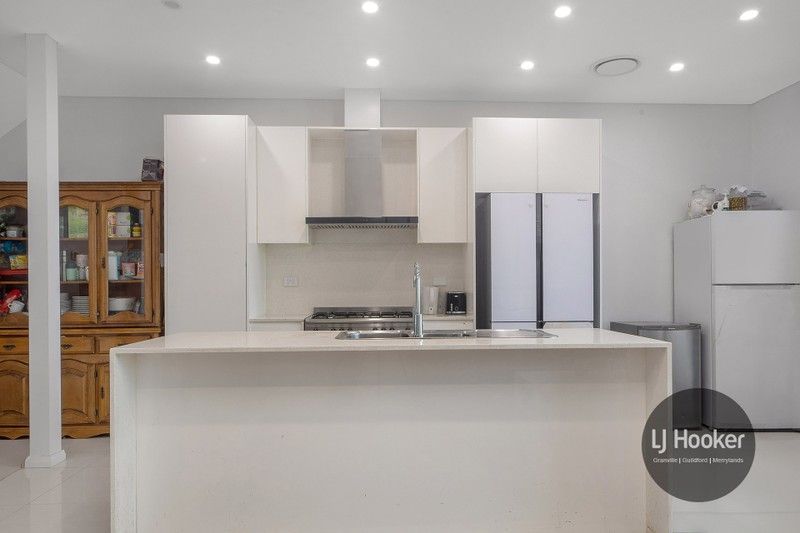 https://images.allhomes.com.au/property/photo/9208194e9b4be140fb8e2b5a6e4f9428_hd.jpg