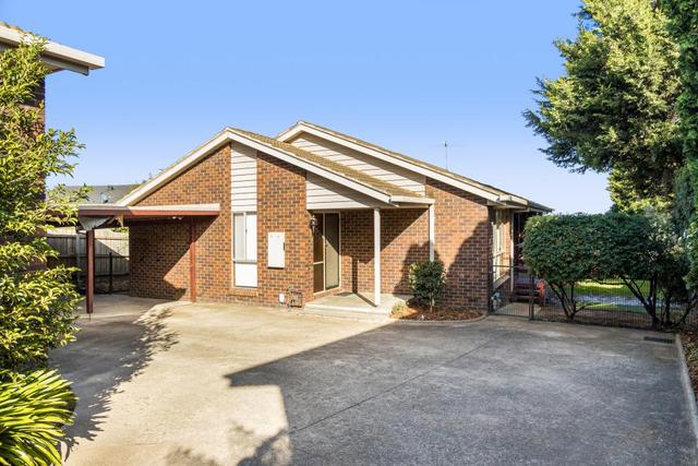 2/10 Andrea Parade, VIC 3134