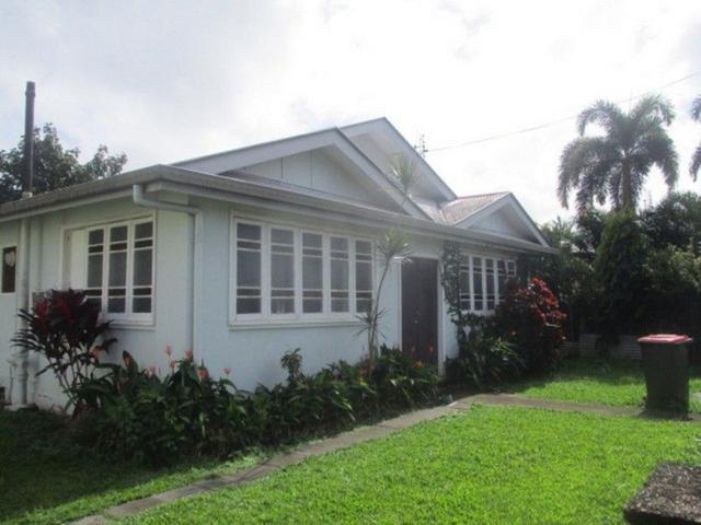 9 Glover Street, QLD 4850