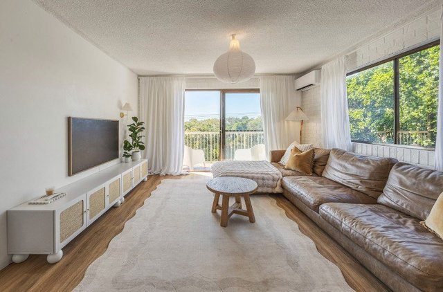 5/10 First  Avenue, QLD 4573