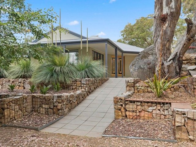 10 Tuan Lane, VIC 3665