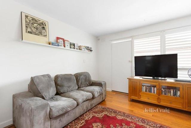 2/110 Miller Street, VIC 3068