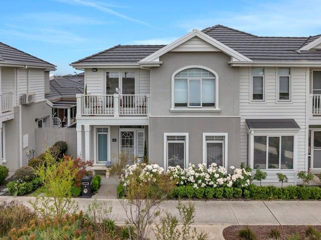 4 Corbin Walk, VIC 3809