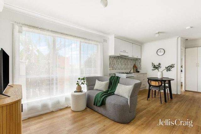 3/9 Waveney Street, VIC 3021