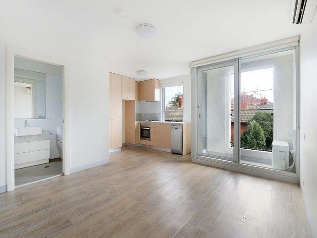 5/16 Blessington Court, VIC 3182