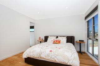 Bedroom 1 (2017-06-28)