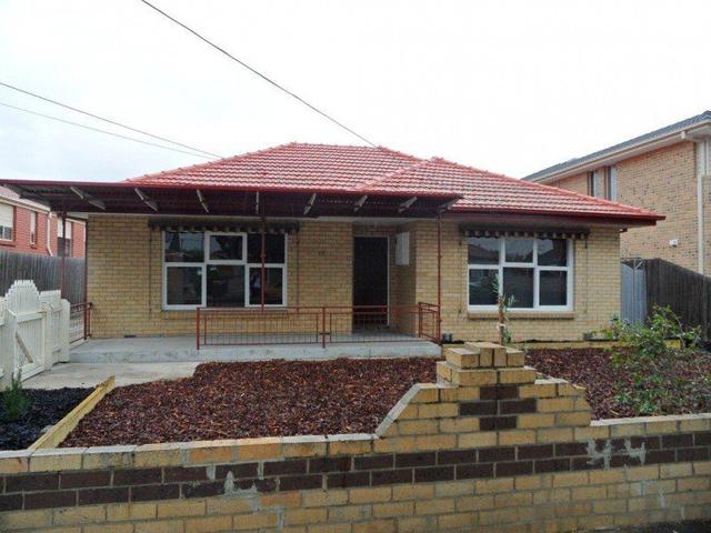 1/17 Tramoo Street, VIC 3075