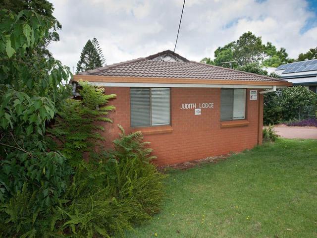 1/210A West  Street, QLD 4350