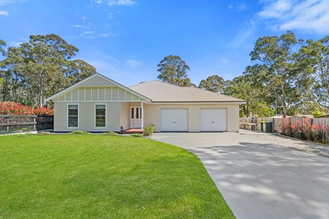 18 Swaine Drive, NSW 2571