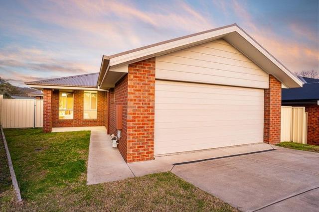 22 Royce Crescent, NSW 2641