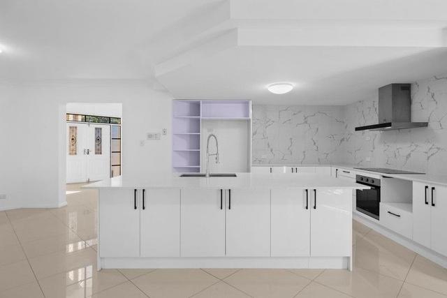 321 Cliveden Avenue, QLD 4075
