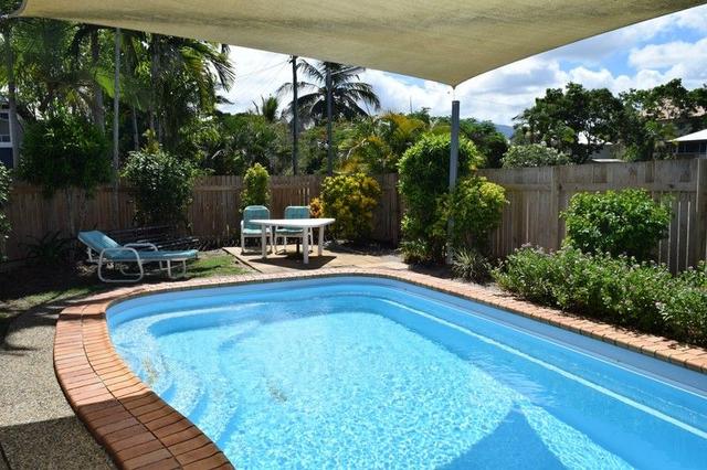4/5 Thomas Street, QLD 4870
