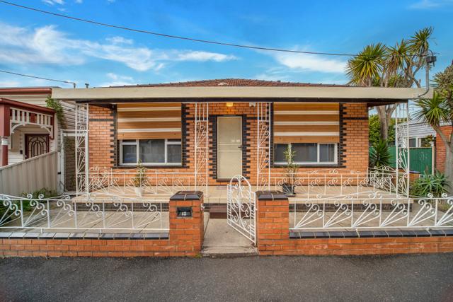 13 Bilston St, VIC 3011