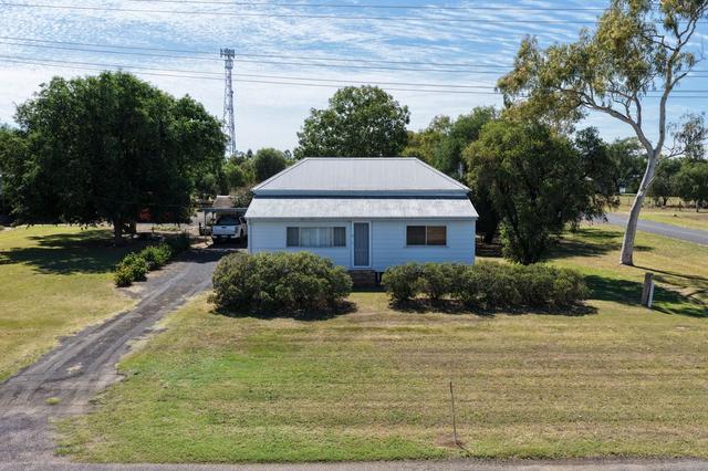 8 Centre Street, NSW 2399