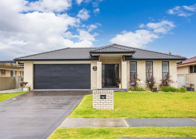 8 Albatross Way, NSW 2430