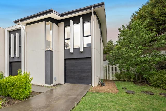 60 Amadeo Way, VIC 3116