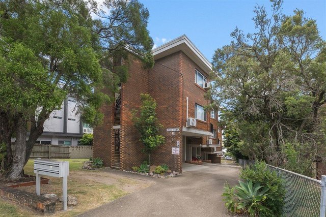 2/42 Eighth Avenue, QLD 4151