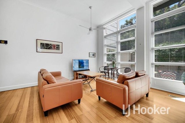 1/885 Drummond Street, VIC 3054