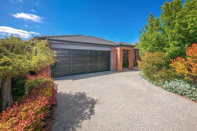26 Mount Vista Close, VIC 3438