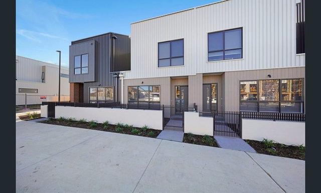 4 Tanzanite Court, VIC 3806