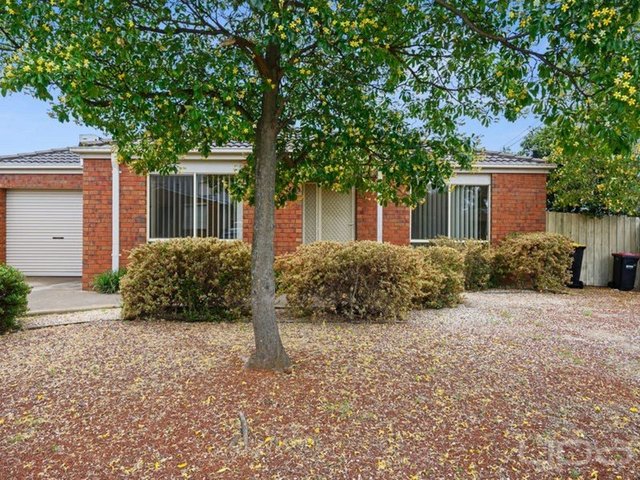 1/32 Westcott Parade, VIC 3335