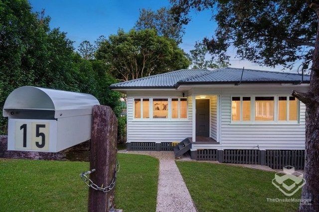 15 Tyne Street, QLD 4068