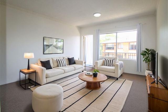 8/11A Cambridge Street, NSW 2111