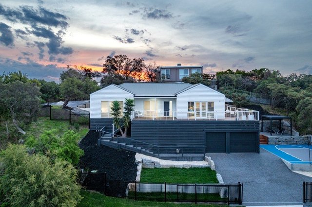 92 Golf Parade, VIC 3941