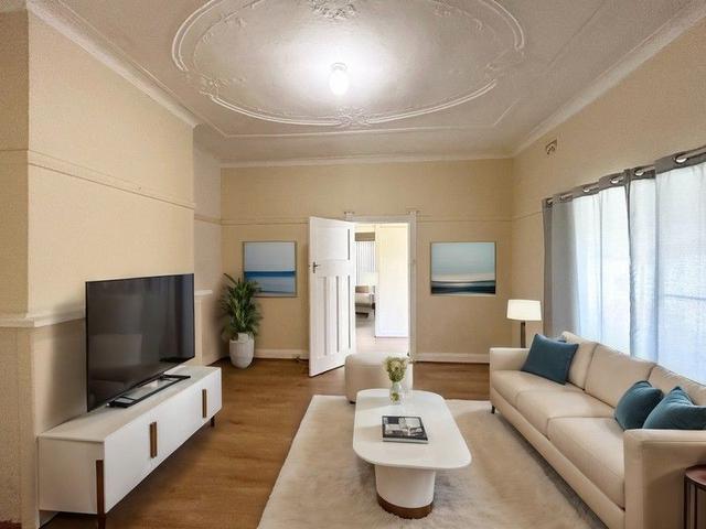 2/16 Springfield Avenue, NSW 2148