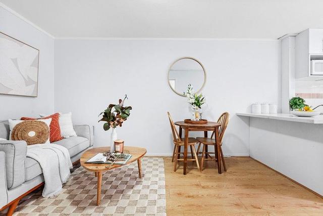 2/50 Cambridge Street, WA 6007