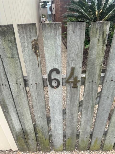 64 Helsham Street, QLD 4655