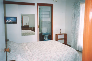 Main bedroom (2004-01-04)