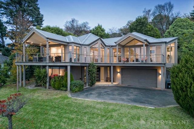 24 Elm Crescent, VIC 3782