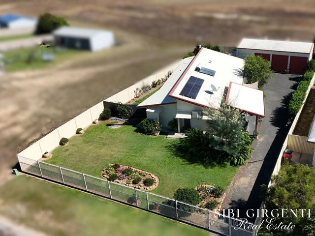 15 Brenaden Close, QLD 4872