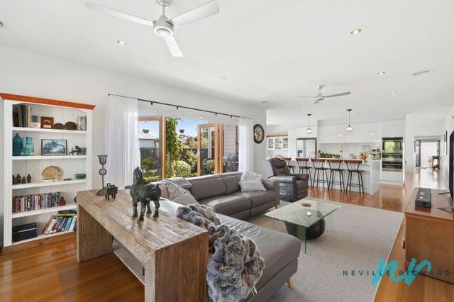 25 Beachside Crescent, VIC 3223