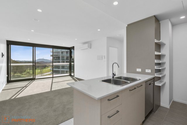 296/7 Irving Street, ACT 2606