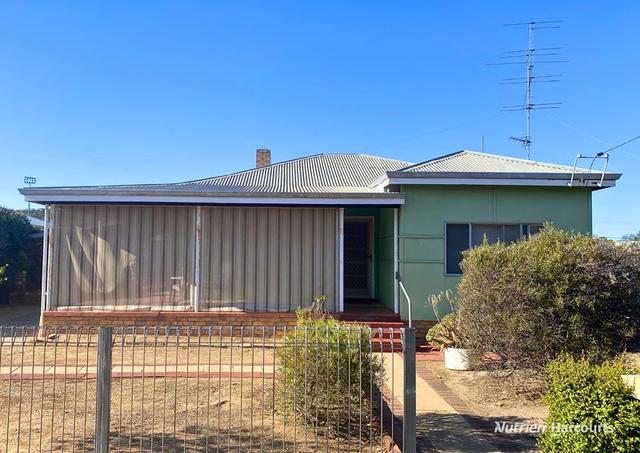 27 James Street, WA 6410