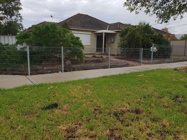 21 Cleveland Street, VIC 3021