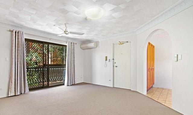 2/24 Devoy Street, QLD 4060