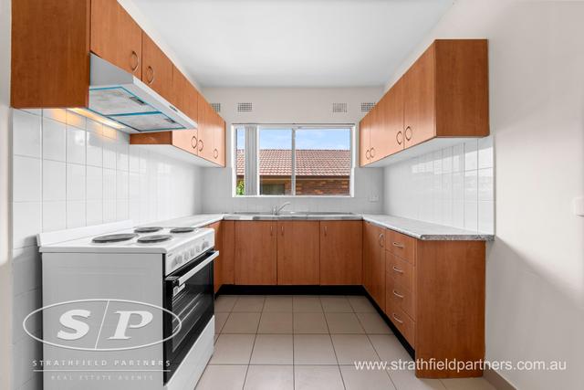 4/5 Ulverstone Street, NSW 2165