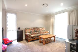 Lounge (2006-11-30)