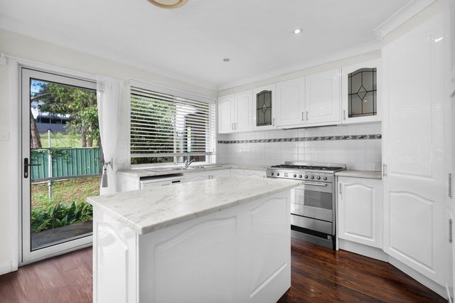 27 Stromlo Place, NSW 2560