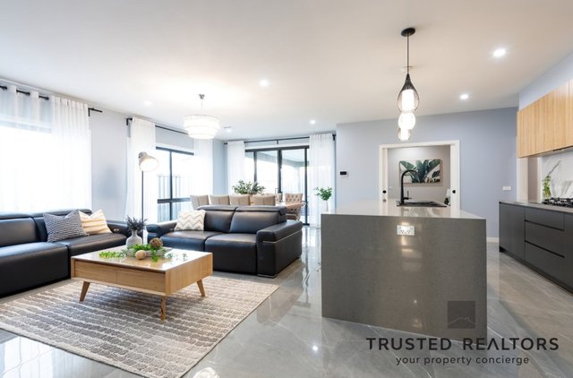 60 Thwaites Crescent, ACT 2611